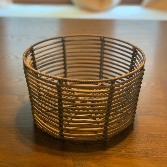 Other - Rattan Beverage/Plant Stand Basket